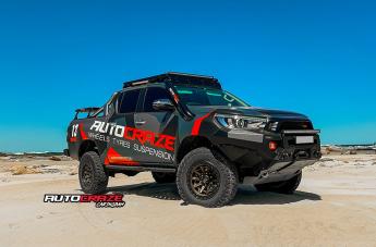 TOYOTA HILUX N80 4WD COVERT BRONZE BLACK LIP